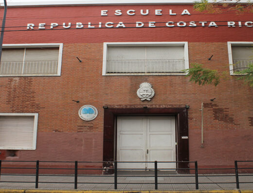 Escuela Nº 3 DE 15 República de Costa Rica - Imagen 1